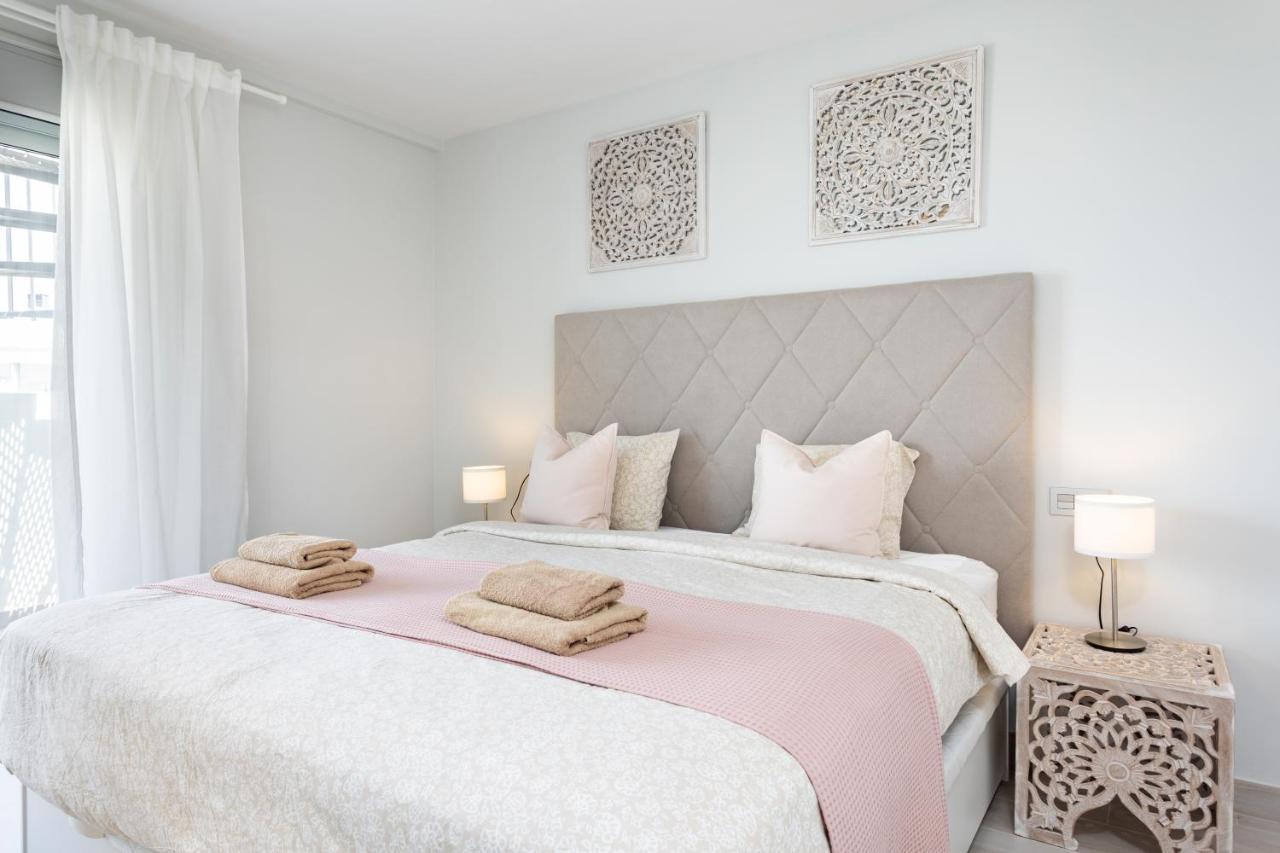 Home2Book Stylish & Relax Attic La Tejita, Pool Bagian luar foto