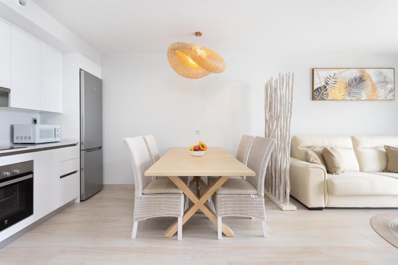 Home2Book Stylish & Relax Attic La Tejita, Pool Bagian luar foto